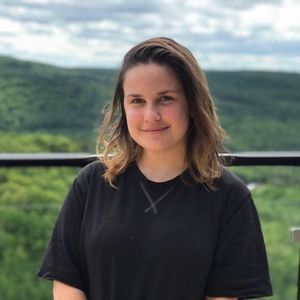 Meet your Posher, Danahée